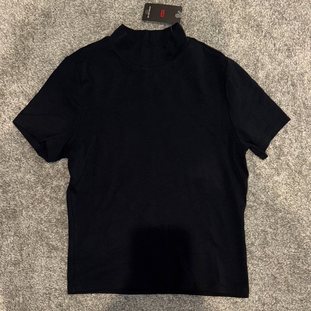 Levi’s Classic Black Mock Neck Short Sleeve Women's Tee